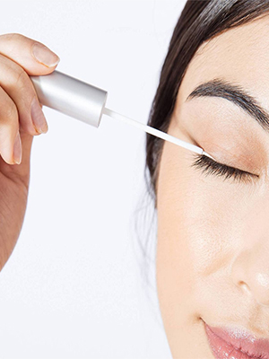 Factors to Consider When Choosing a Lash and Brow Serum