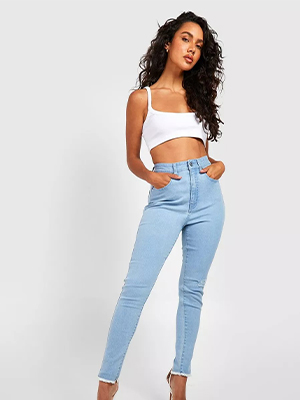 Skinny jeans with a cropped hem